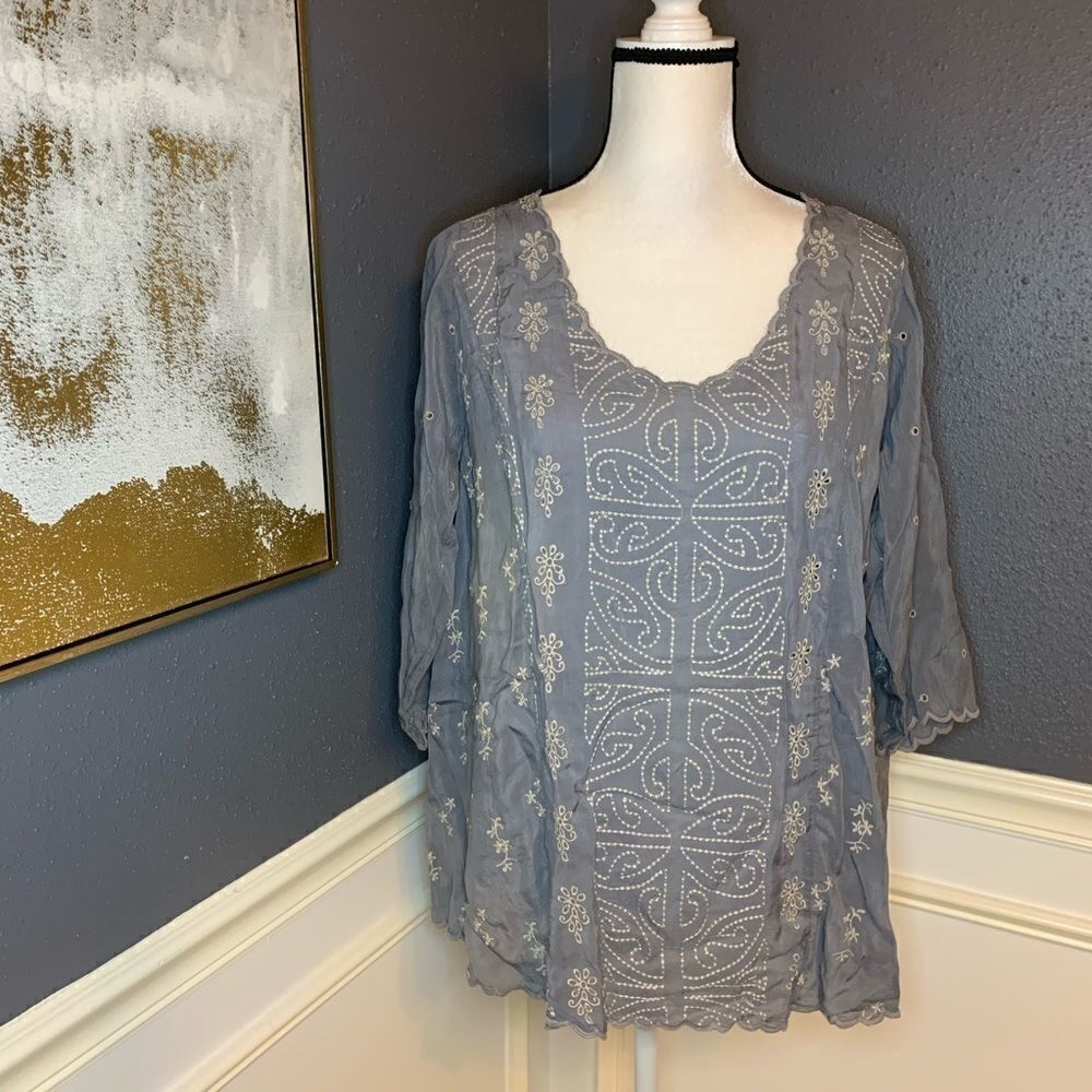 Johnny Was Ridden Embroidered Scallop Trim Blouse - Picture 5 of 8